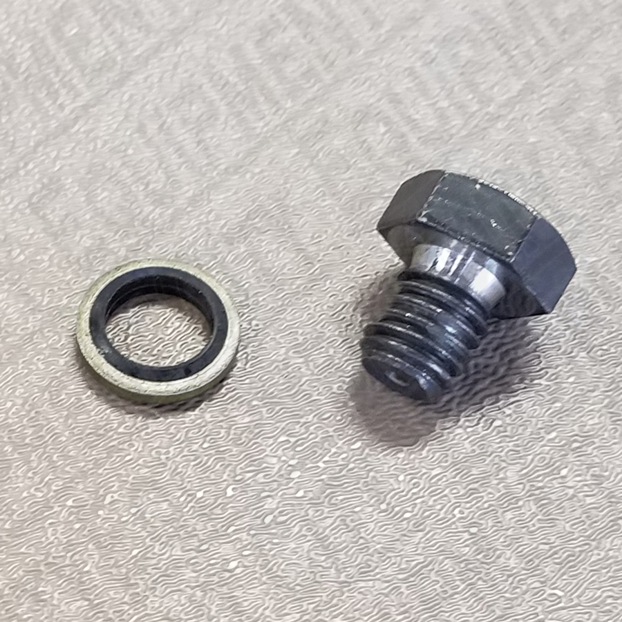 Challenger CL16138-05 Bleed Screw, Yantai 16138 Cyl.